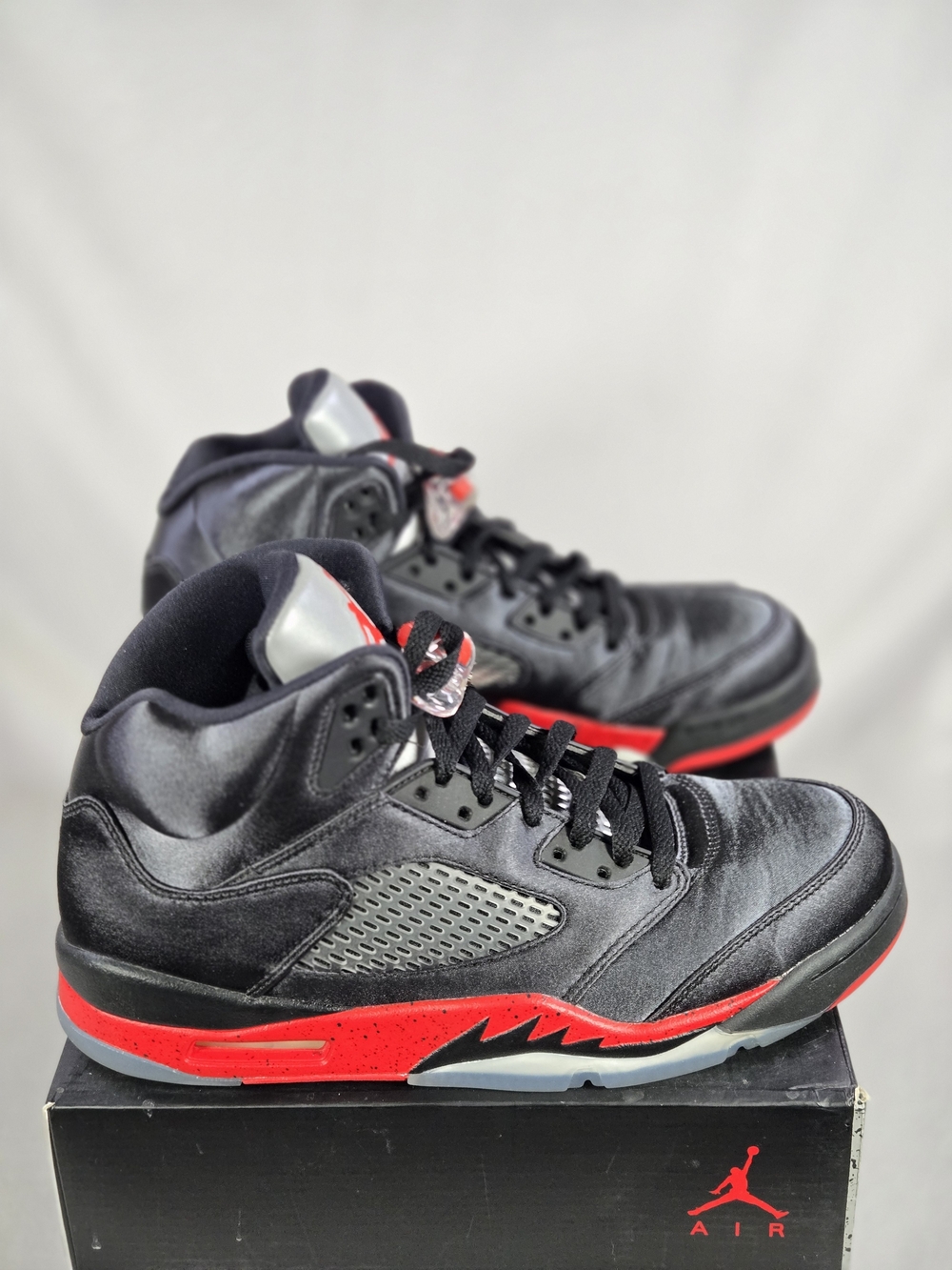 Air Jordan 5 Retro Satin Bred Size 10.5 Streetwear Retro